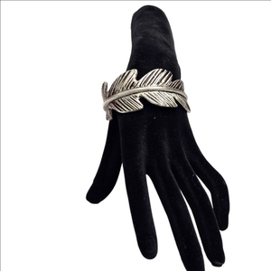Rustic Cuff Silver Toned Veined Leaf Bracelet Cuff
